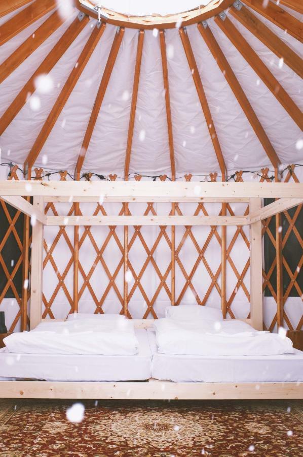 فندق The Yurts At Margo'S Garden, Kiroro Akaigawa المظهر الخارجي الصورة
