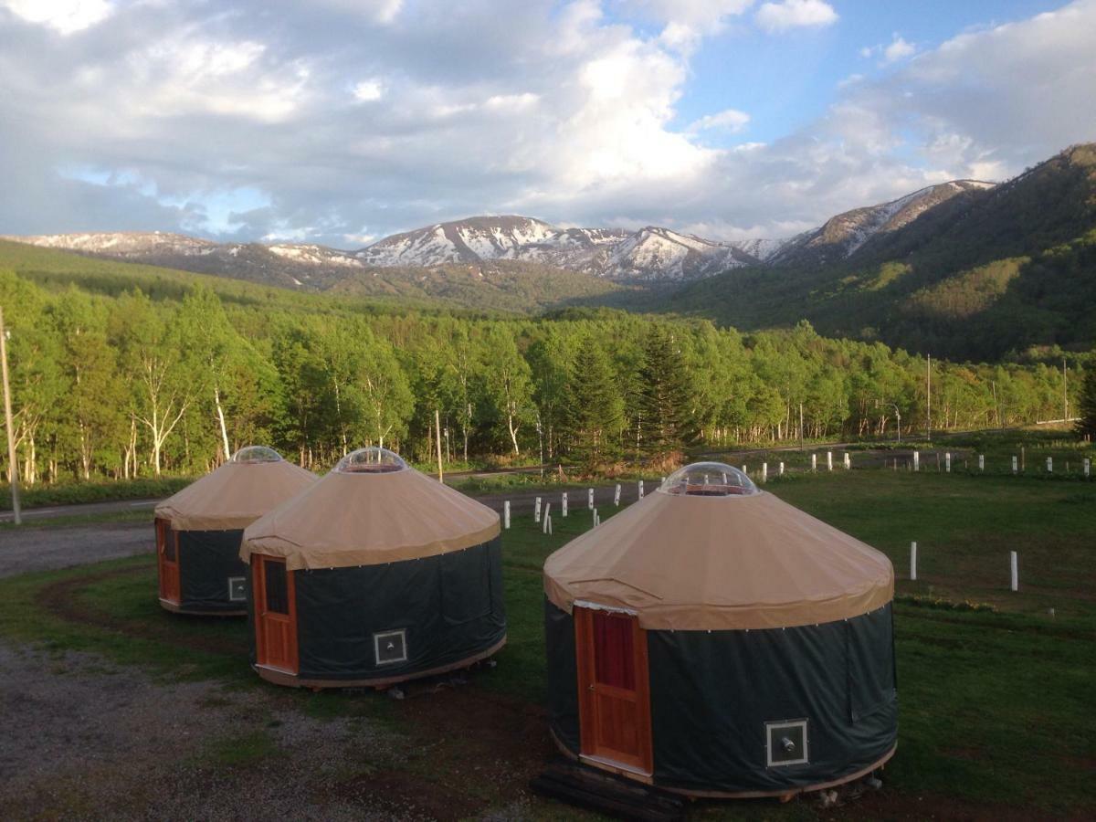 فندق The Yurts At Margo'S Garden, Kiroro Akaigawa المظهر الخارجي الصورة